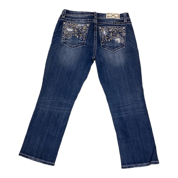 Reduced‼️Miss Me Jeans Size 31 Blue Distressed Rhinestone Sequin Capri Cropped - Picture 10 of 16